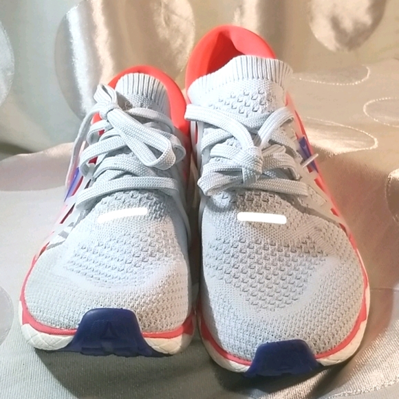 Reebok Other - Reebok Floatride Run Ultraknit Neutral VG- US 11